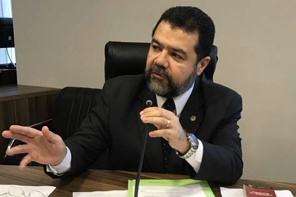 Deputado Edson Praczyck garante recursos para a saúde de 12 municípios paranaenses