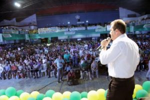 Dejorge recebe milhares de pessoas em lançamento de pré-candidatura a prefeito de São Gonçalo