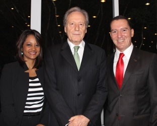 deputados-do-prb-prestigiam-homenagem-ao-presidente-do-stf-foto-ascomprbsp-10-11-2014-02