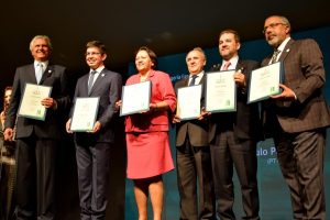 Eduardo Lopes é reconhecido o melhor senador do RJ