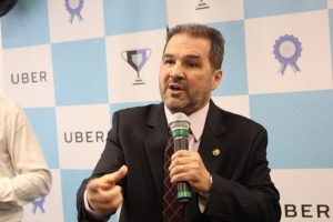 Eduardo Lopes participa da inauguração do Centro de Atendimento ao Motorista Uber 