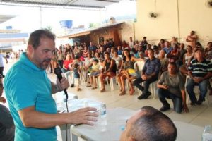 Eduardo Lopes participa de encontro com moradores de Belford Roxo