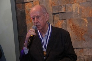 eduardo-lopes-prb-recebe-titulo-amigo-do-ferroviario-no-rio-de-janeiro-foto-jose-muniz-30-05-17-03