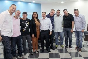 Eduardo Lopes recebe vereadores de Duque de Caxias