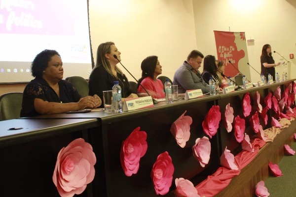 “O Dia a Dia da Mulher na Política” foi tema do encontro do PRB Mulher Santa Catarina