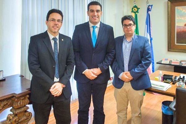 Deputado Erick Musso estreita relações entre Brasil–China