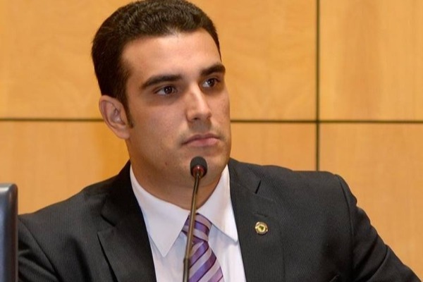 Projeto garante que pessoa com deficiência registre sua condição na carteira de identidade