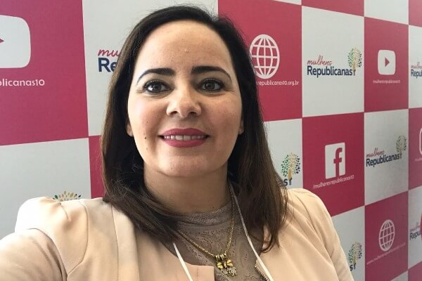 Fabiana Pessoa representa Alagoas em seminário do Mulheres Republicanas