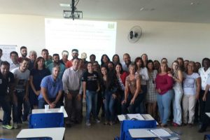 fabiano-santos-vereador-prb-araxa-mg-promove-capacitacao-servidores-foto-ascom-10-05-2017-02