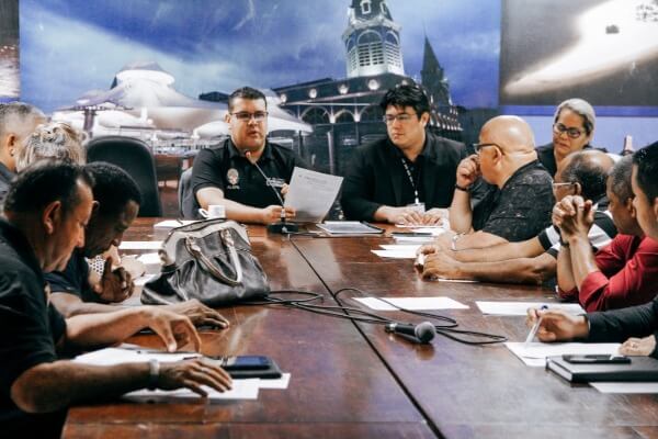 Fábio Freitas discute prevenção às drogas com entidades