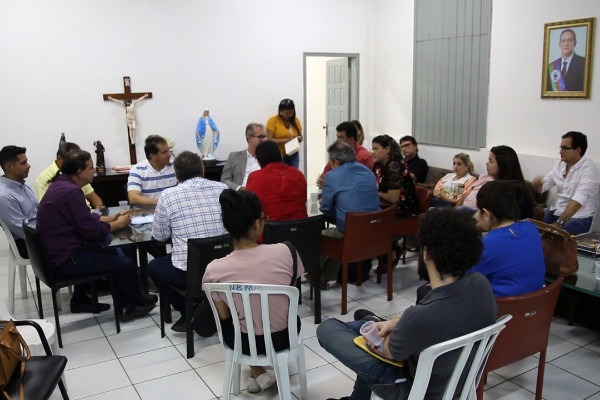 Fábio Gentil recebe secretários estaduais e cobra retorno de repasse à saúde de Caxias