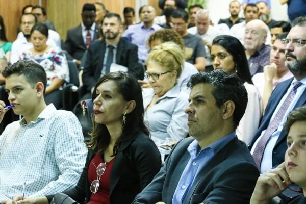 Faculdade Republicana promove palestra sobre conservadorismo e o Brasil 