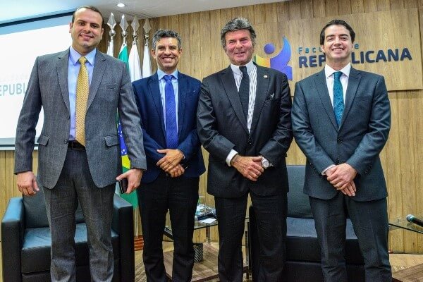 Ministro Luiz Fux inaugura curso de Direito Constitucional da Faculdade Republicana