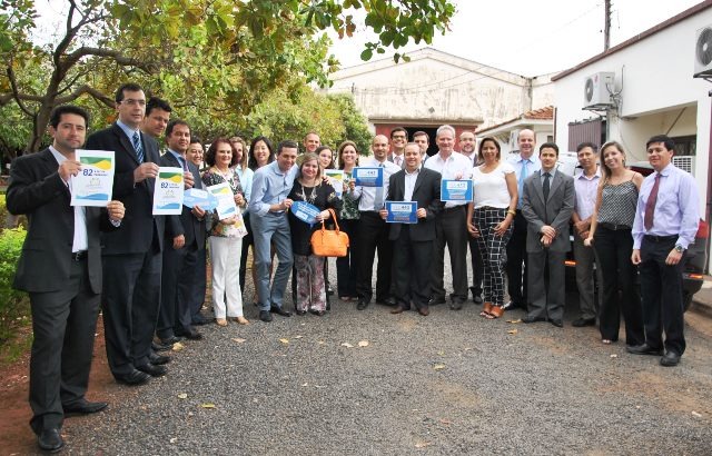 Além de agradecer pelo apoio à PEC 443, os membros da AGU pediram apoio as outras duas propostas que tramitam na Câmara dos Deputados.