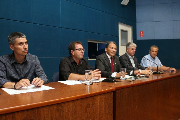 Comissão debate situação dos postos de combustível em Campinas (SP)
