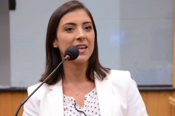 Projeto amplia horário de funcionamento da biblioteca de São José dos Campos