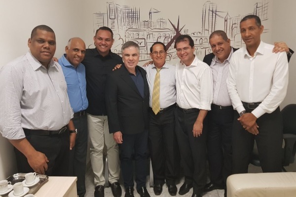 Flávio Rocha é recebido por lideranças do PRB em Goiânia