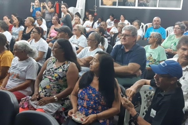 Republicana participa de fórum da pessoa idosa em Parnaíba (PI)