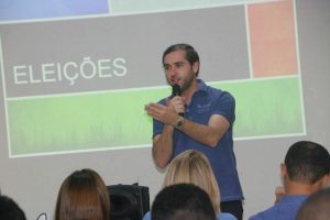 Pela primeira vez em Sergipe, FRB promove curso de política em Aracaju