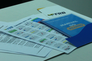 FRB recebe alunos contemplados para turmas de inglês de 2018