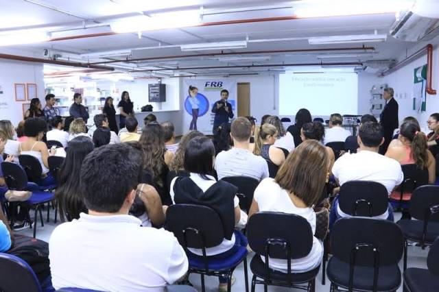 frb-palestras-na-semana-academica-da-faculdade-anhanguera-foto-carlos-gonzaga-22-09-15-02