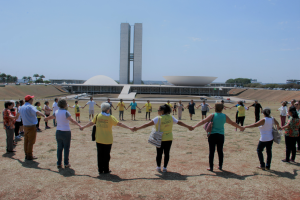 Parceria entre FRB e PRB Idoso promove passeio turístico por Brasília