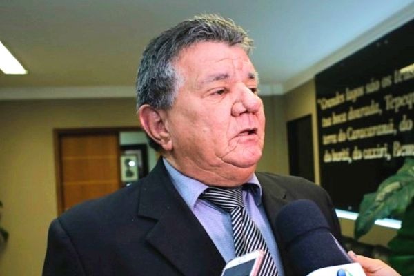 Lei proíbe médicos de prescreverem receita ilegível em Roraima