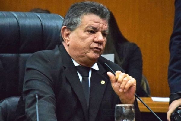 Projeto estende prazo para quitar débitos com o extinto Baner