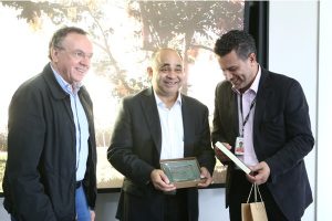 Ministro George Hilton visita o Centro de Treinamento de Canoagem Slalom