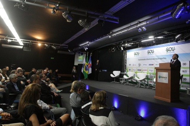 Ministro George Hilton ressalta importância das políticas públicas em parceria com o setor privado