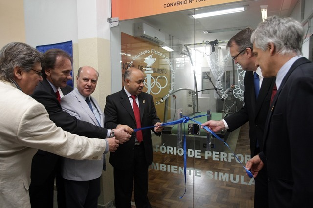 George Hilton inaugura Laboratório de Performance em Ambiente Simulado em Santa Maria