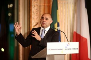 Em discurso na Câmara de Comércio Brasil-França, ministro George Hilton destaca nacionalização dos Jogos Rio 2016