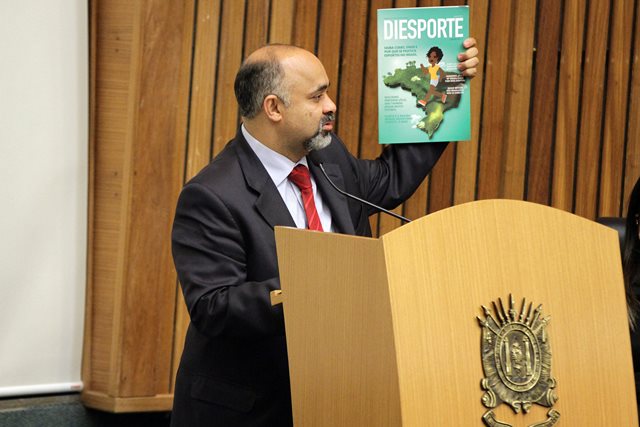 george-hilton-prb-participa-da-abertura-do-iii-jurisports-foto-ascomME-25-06-15-02