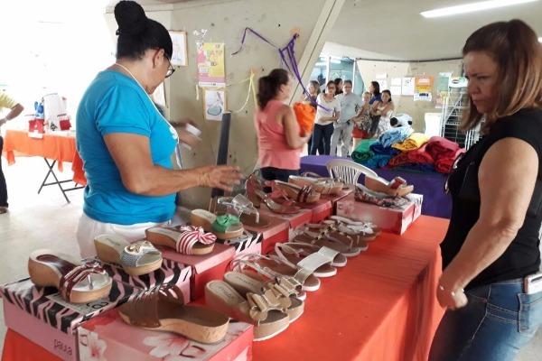 Feira da Economia Solidária realizada pelo Setre é sucesso em Teresina (PI)