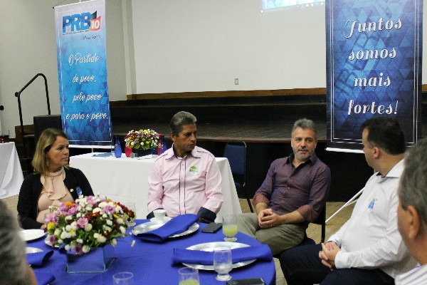 gilberto-abramo-prb-encontro-prefeitos-eleitos-mg-foto2-ana-paula-fonseca-05-12-16
