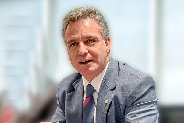 Projeto sugere desconto em mensalidades de escolas e faculdades