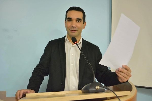 Câmara de Parobé (RS) aprova projeto que cria o Prêmio Educador Nota Dez