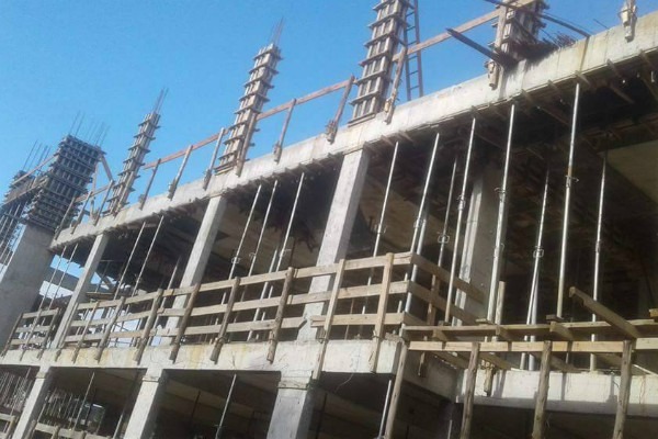 gilberto-gomes-vereador-prb-parobe-rs-visita-obras-de-hospital-foto-cedida-29-03-2017-02