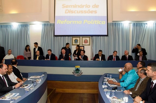 gilmaci-santos-seminario-redorma-policia-prb-cotia-foto-ascom-21-05-2015