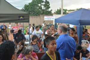 gilmar-da-cruz-vereador-campo-grande-ms-promove-acao-social-dia-das-maes-foto-ascom-12-05-2017-04