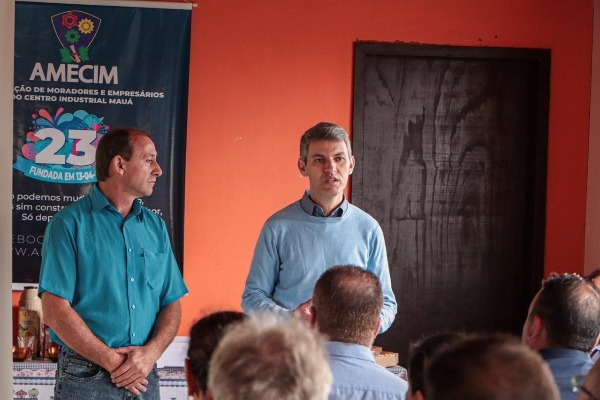 Gilson Santos se reúne com associação de moradores e empresários de Mauá