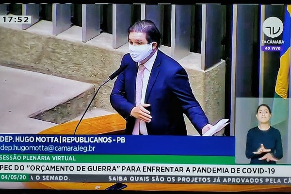 “Queremos aprovação imediata da PEC do Orçamento de Guerra”, cobra Hugo Motta