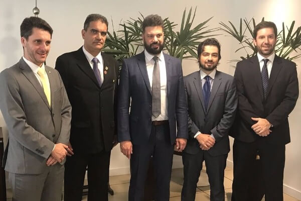 Em Brasília, Ilton Jorge busca investimentos para o esporte de Guarulhos (SP)