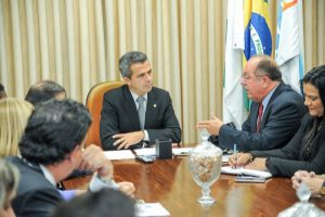 instalada-frente-parlamentar-em-apoio-jovem-vulneravel-foto-douglas-gomes-10-05-17-02