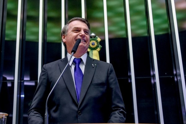 Republicanos recebem Bolsonaro em comemoração aos 42 anos da Igreja Universal