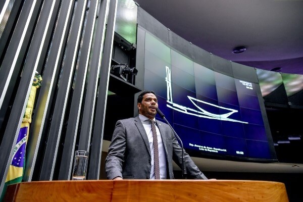 Jhonatan de Jesus ressalta importância da UFRR 