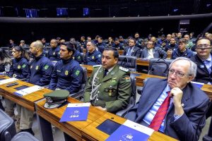 Por sugestão de João Campos, Câmara homenageia 90 anos da Polícia Rodoviária Federal