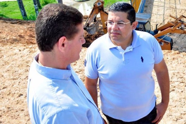 Secretário João Luiz garante obras de melhorias no bairro Petrópolis em Manaus (AM)