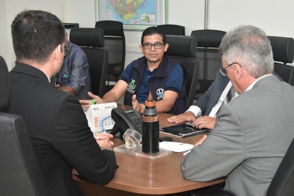 Órgãos de defesa do consumidor cobram medidas urgentes da Amazonas Energia