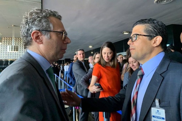 João Luiz participa de evento que atualiza a legislação de recall